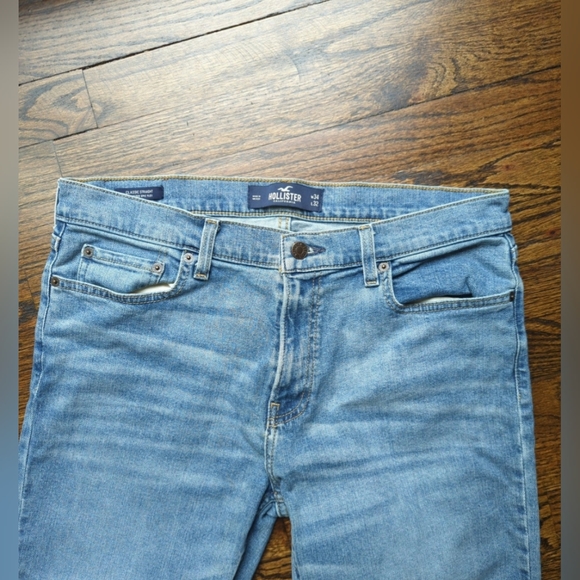 Hollister Classic Straight Men's Jeans - Picture 2 of 2